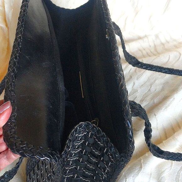 Vintage 90s Black Woven Leather Handbag - Picture 17 of 17